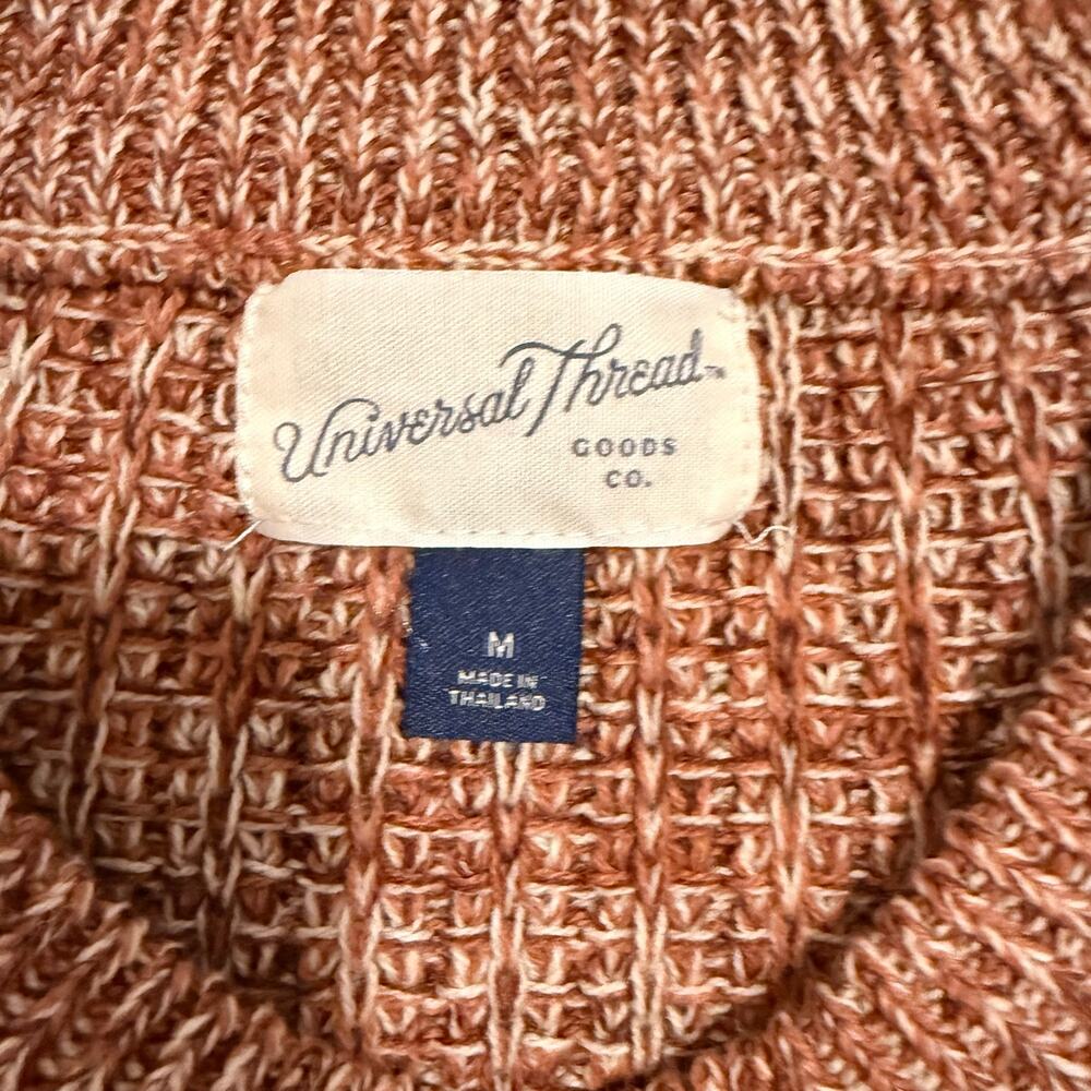 Universal Thread Crewneck - Picture 5 of 8